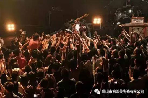小眾音樂(lè)會(huì)-追夢(mèng)人唱響青春