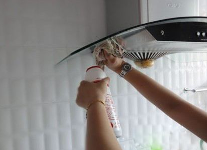 懶人一族們讓油煙機(jī)清洗by itself？可以有的！
