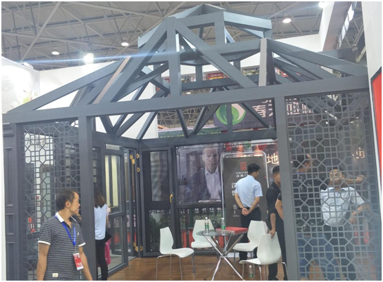 貴陽建博會上展風(fēng)采，漢唐門窗名揚(yáng)四海