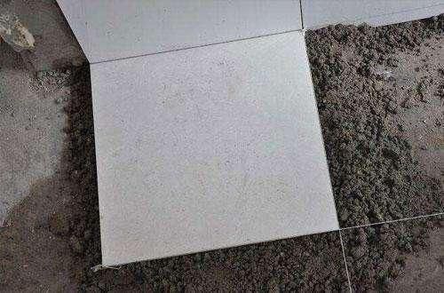 裝修知識：瓷磚的鋪貼方式，選擇對的把家裝修好