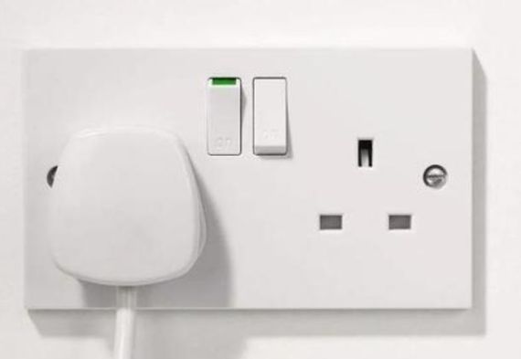 導購知識|用電安全大學問，開關插座保養的4大秘訣