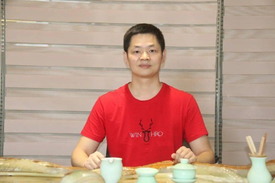 極美燈飾照明：將會(huì)引導(dǎo)經(jīng)銷商，向更高維度提升 