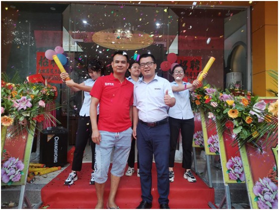 勢(shì)如破竹 林德漆海豐藝術(shù)涂料館盛大開業(yè)